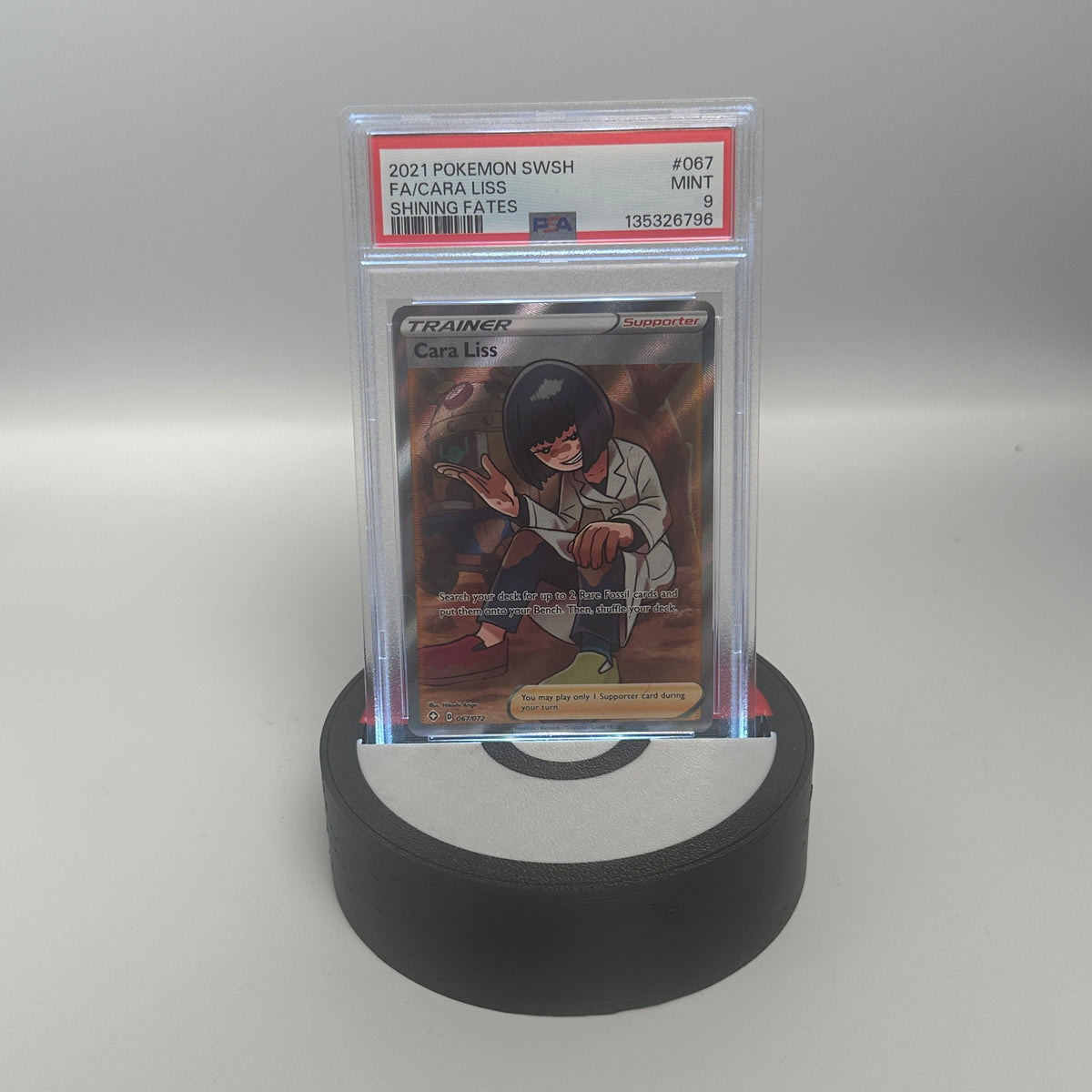 Pokeball Slablyte - Graded Card Display